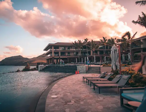 Infinity pool overlooking the ocean