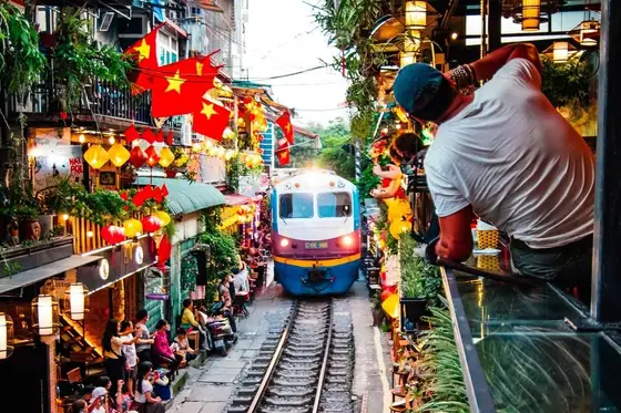 Hanoi arrival, city tour and Train Street